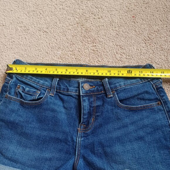 Old Navy Denim BoyFriend Shorts Women's Sz 2 Cuffed‎ Stretch Mid Rise - Picture 5 of 7